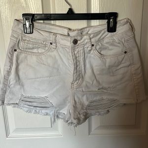 urban outfitters white denim shorts
